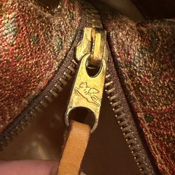 Etro signature canvas tote in burgundy - Picture 8 of 10